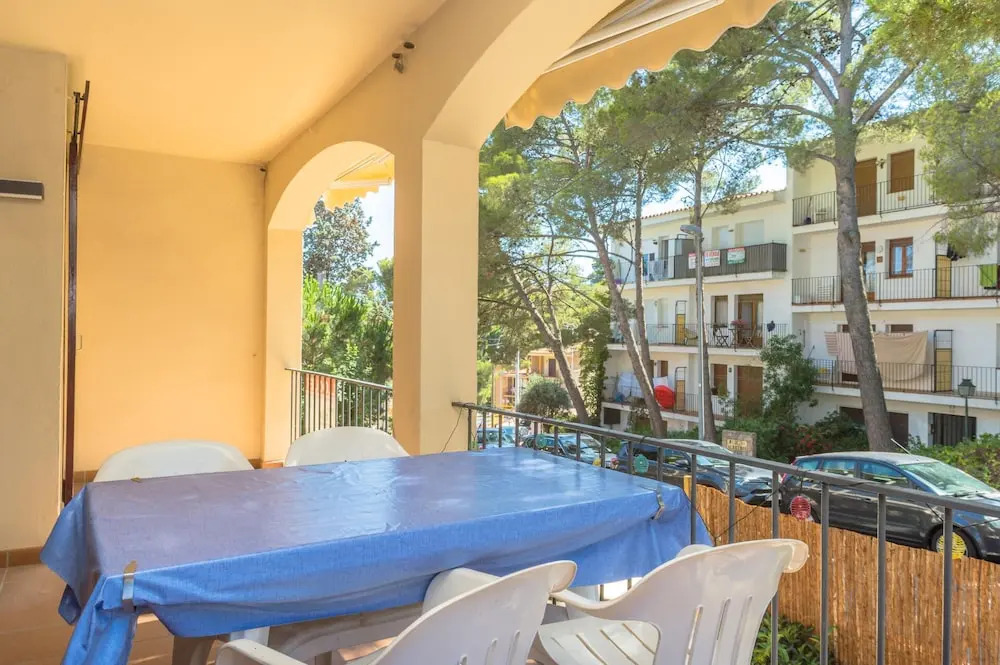 Y-4 Calella DE Palafrugell 3 PAX