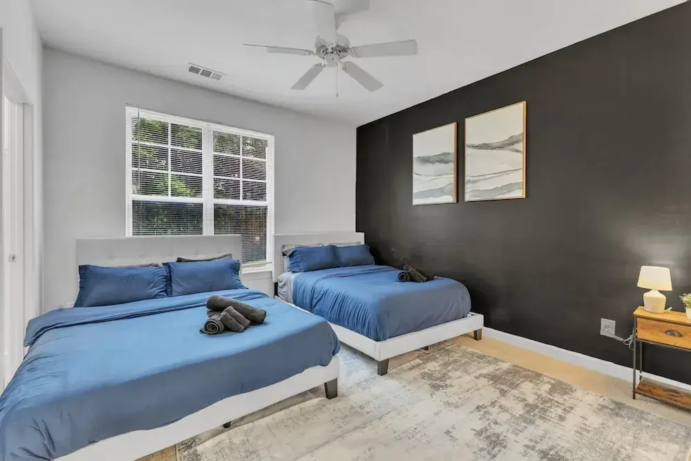 Upscale 2BR Suite Mins Downtown Raleigh