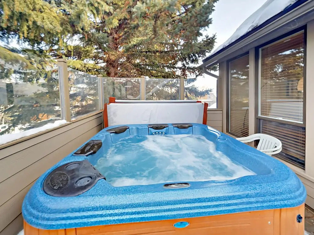 Mountain-view W/ Hot Tub, Across From Lift 2 Bedroom Condo