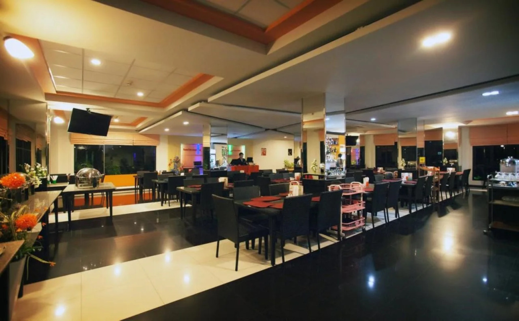 Ayara Grand Palace Hotel