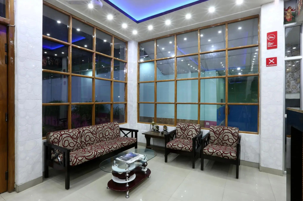 Hotel Parashuram