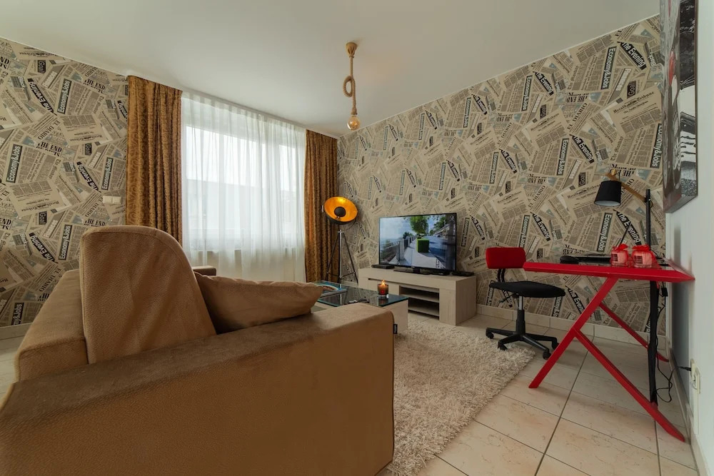 The Queen Apartments - Villa Adriana