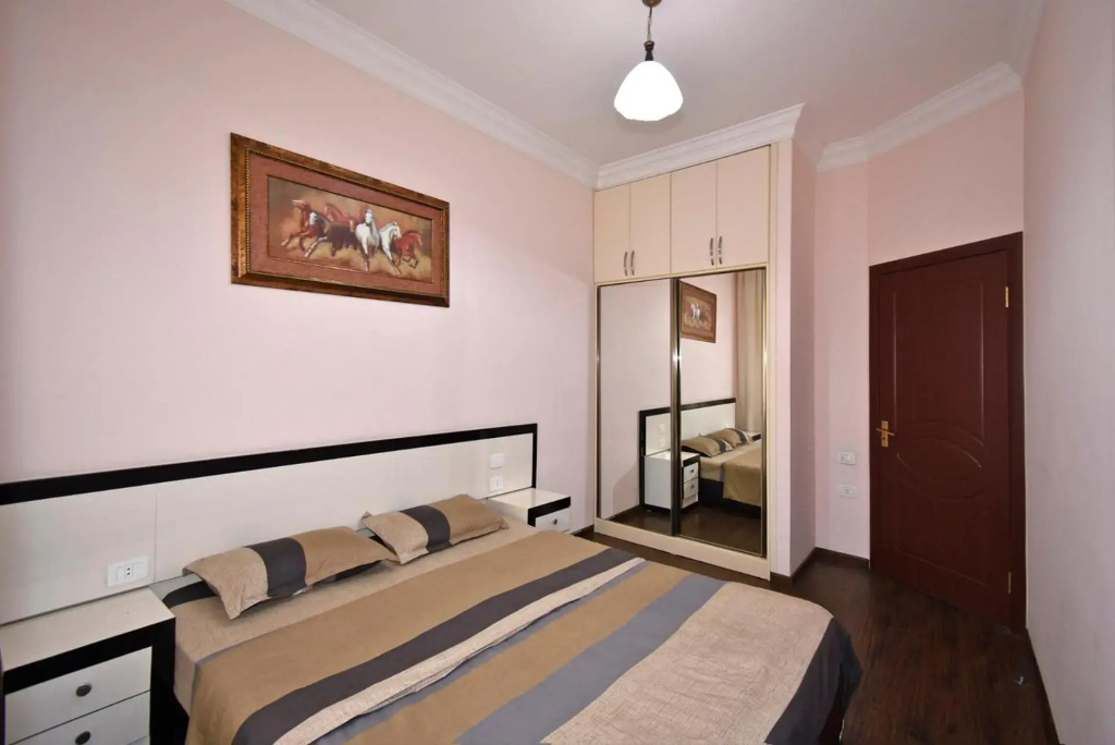 Buzand street 1 bedroom Newly Renovated apartment near Republic Square BU777