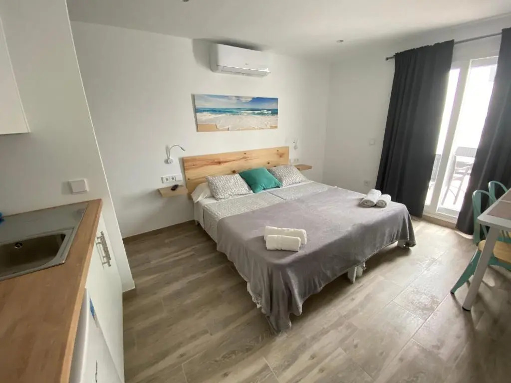 Apartamentos Marivent by MHR