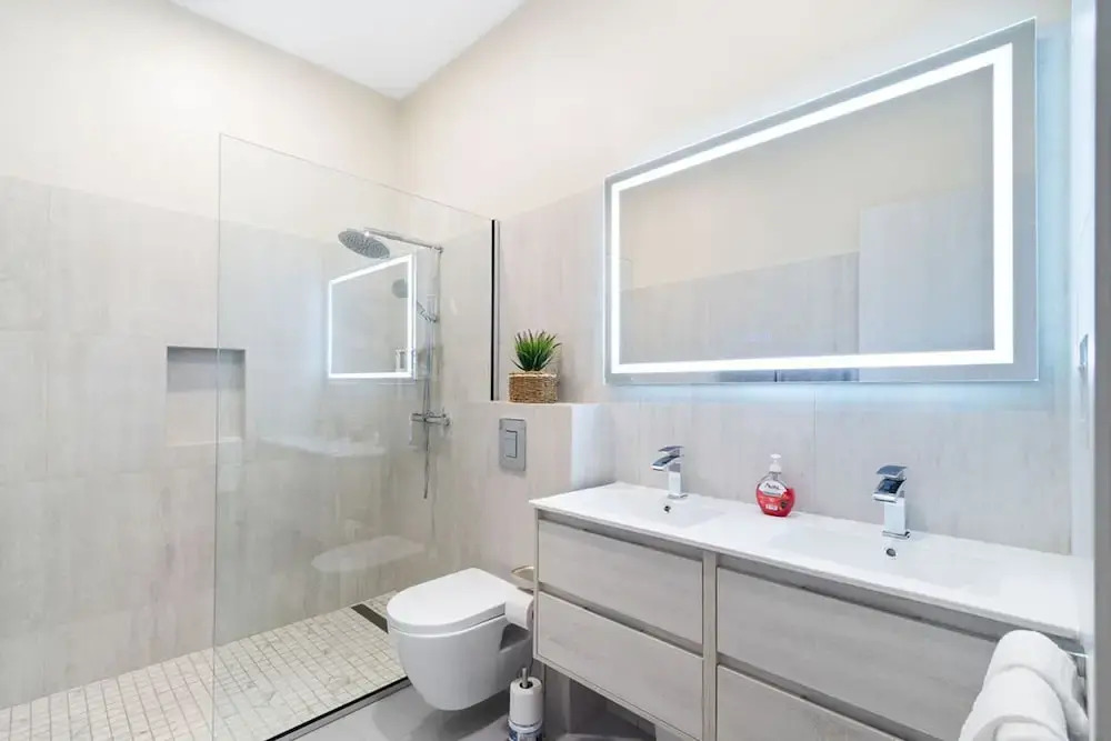 High-end Villa Walk to Beach Pool Ocean View