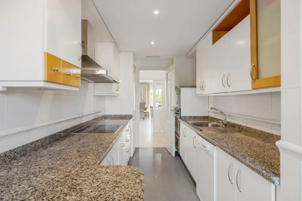 Spacious 3 bedrooms apartment at LAS BRISAS