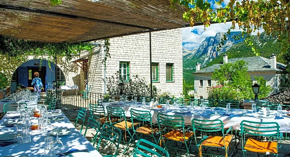 Zissis Hotel
