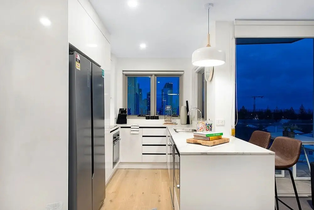 NEO Apartments - Holidays Gold Coast