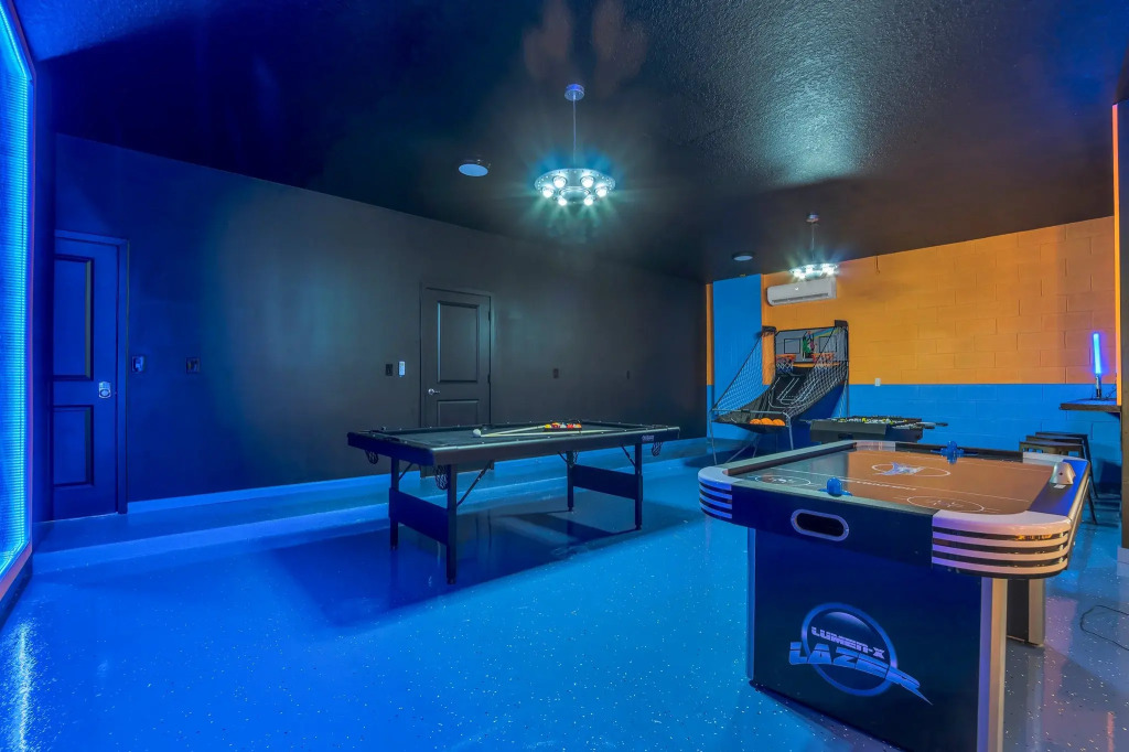 2521SHANTI, Kissimmee, US