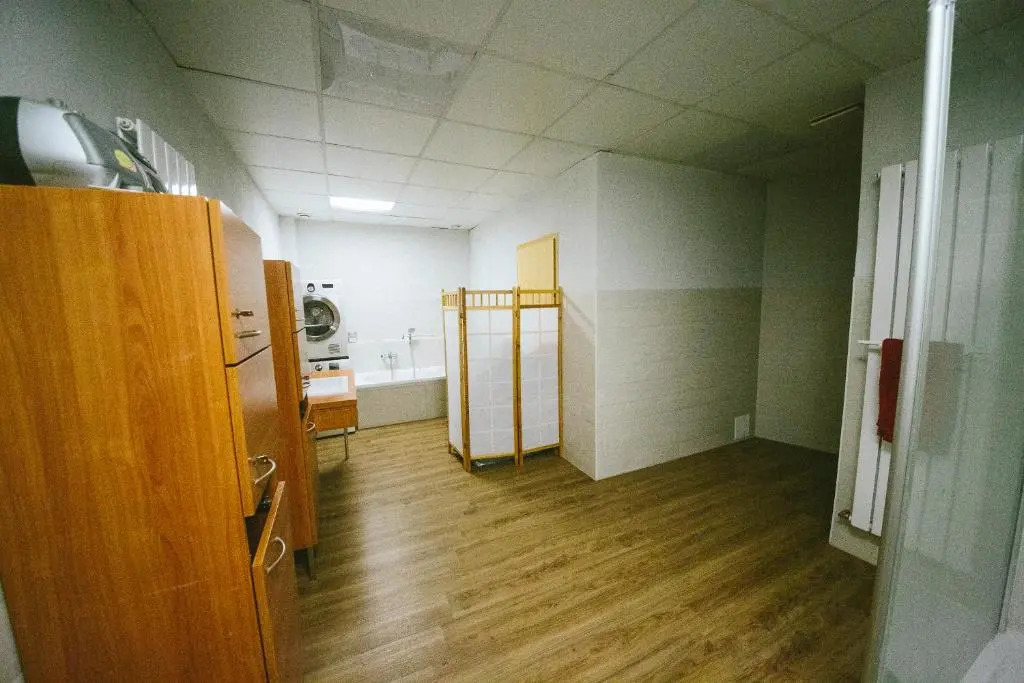 Whirlpool, Fußbodenheizung, Nintendo NES, Netflix, Wintergarten & Workspace