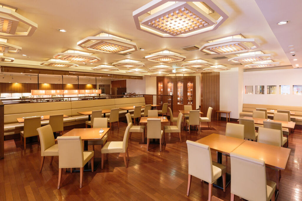 Shin Osaka Esaka Tokyu REI Hotel
