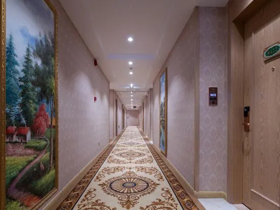 Vienna Hotel (Jinan Railway Station)