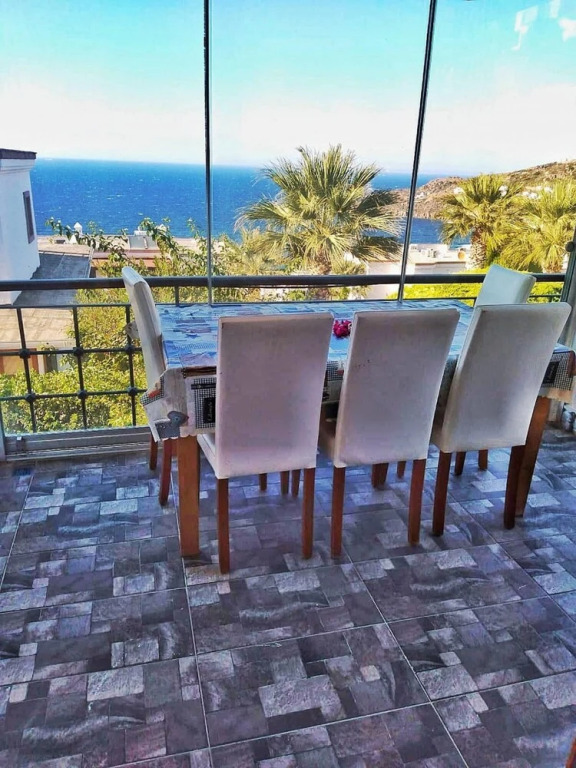 Flat in Yalikavak With Sea View and Shared Pool