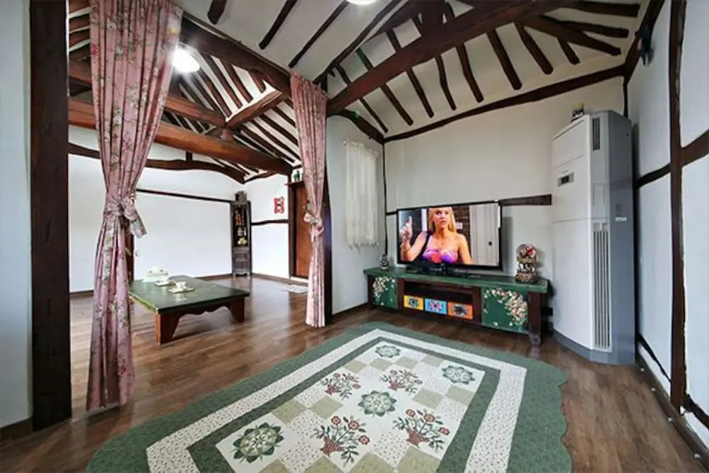 Ganghwado Maria House Pension
