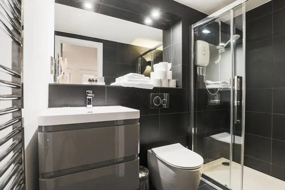 Fulham Apartment by Emerald