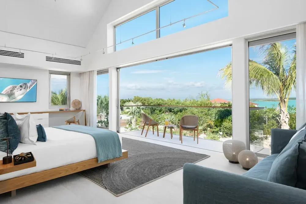 La Mer Villa South Oceanfront Luxury on Sapodilla Bay