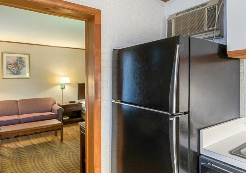 Quality Inn And Suites Skyways