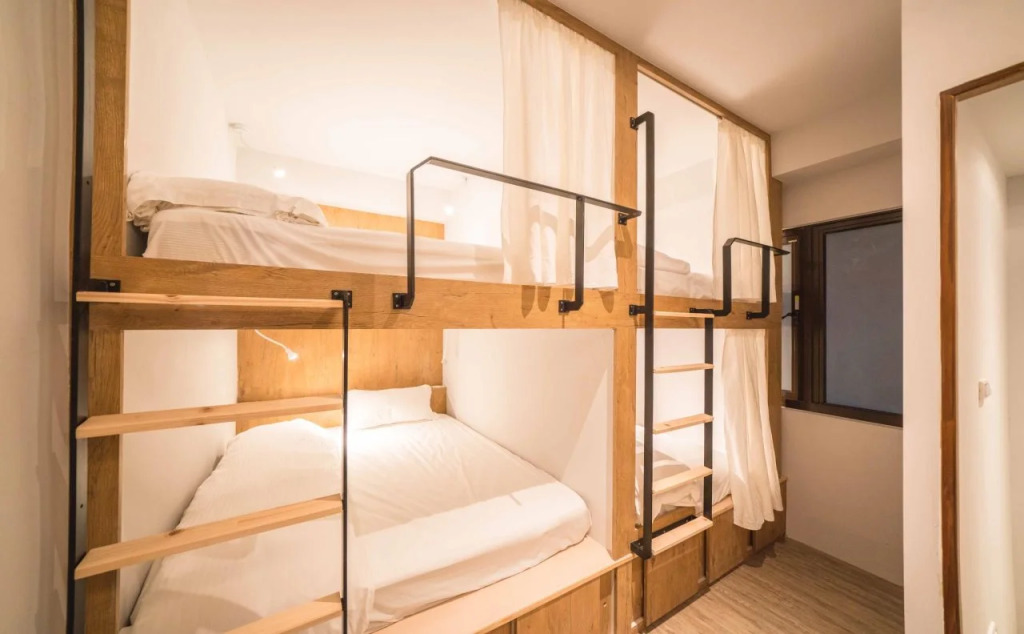 Phoenix Hostel
