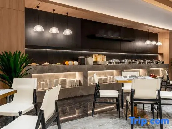 Phoenix Allin  Hot Spring Resort Hotel