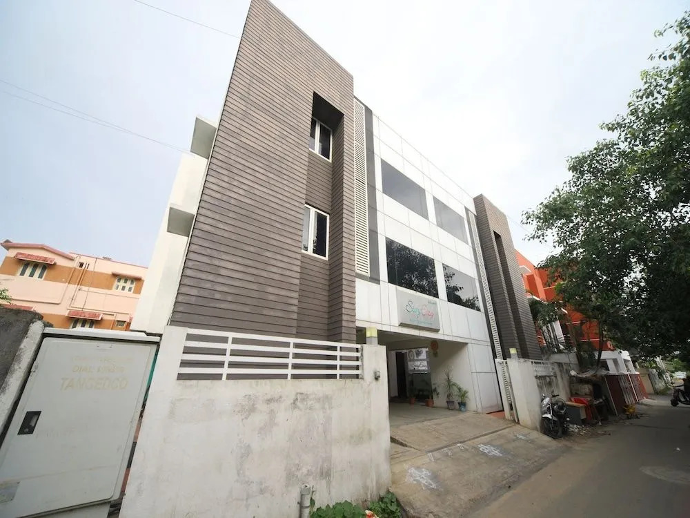 OYO 4921 Stay Easy Tiruvanmiyur