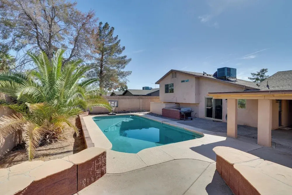 Pool, Game Room! Golfer's Paradise in Mesa