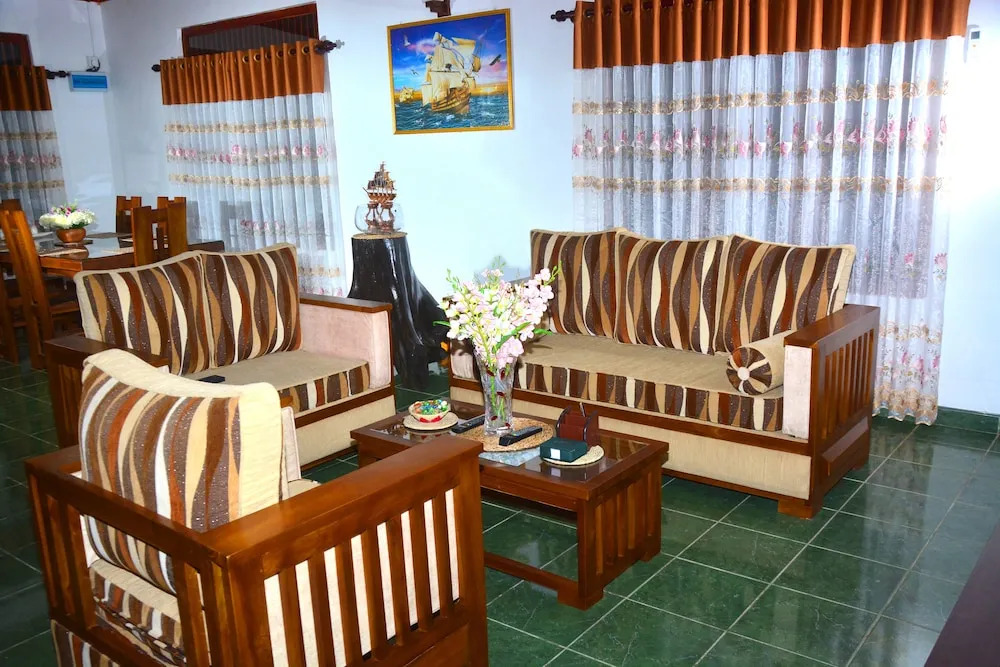 Seasand Holiday Home