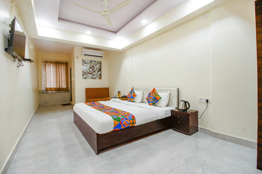 FabHotel Sanskar