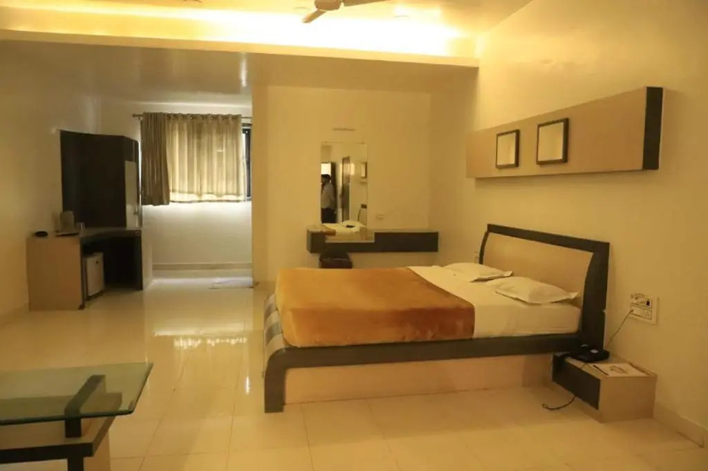 Embassy Hotel