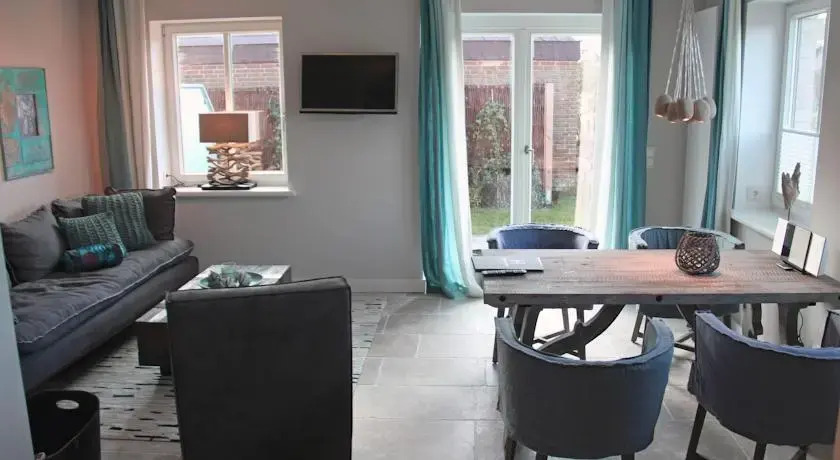 Apartmenthaus Budersand Straße 53