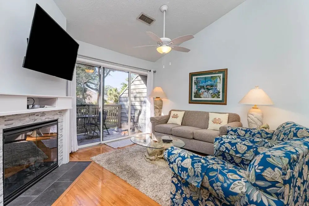 Clean and comfortable 2 bedroom 2 bath villa - 12G Richmond Park 2 Villa