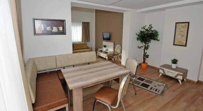 Sunshine Apartments - Great Mountain View