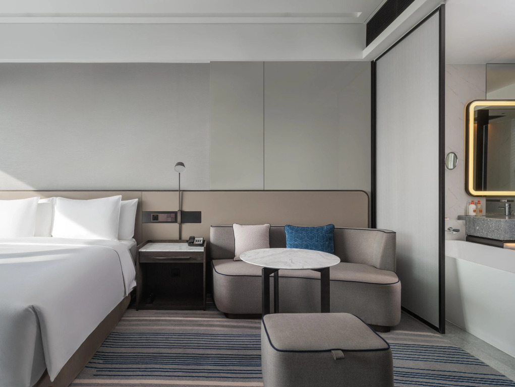 Crowne Plaza Xiamen Jimei Seaview by IHG