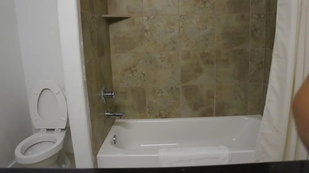 Lux Inn and Suites