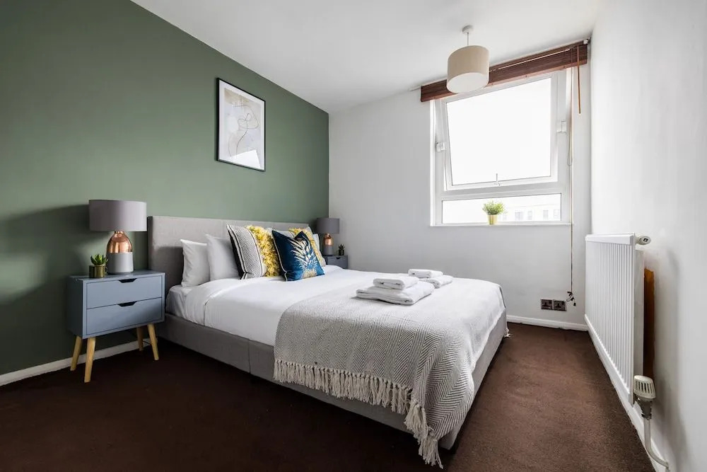 Stunning 2 Bed Flat near Tower Bridge