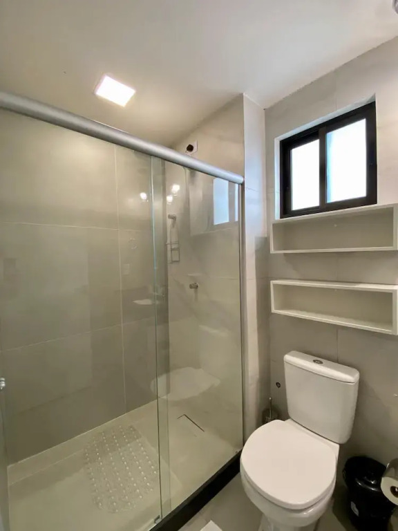 Flat a 120 metros das Piscinas Naturais