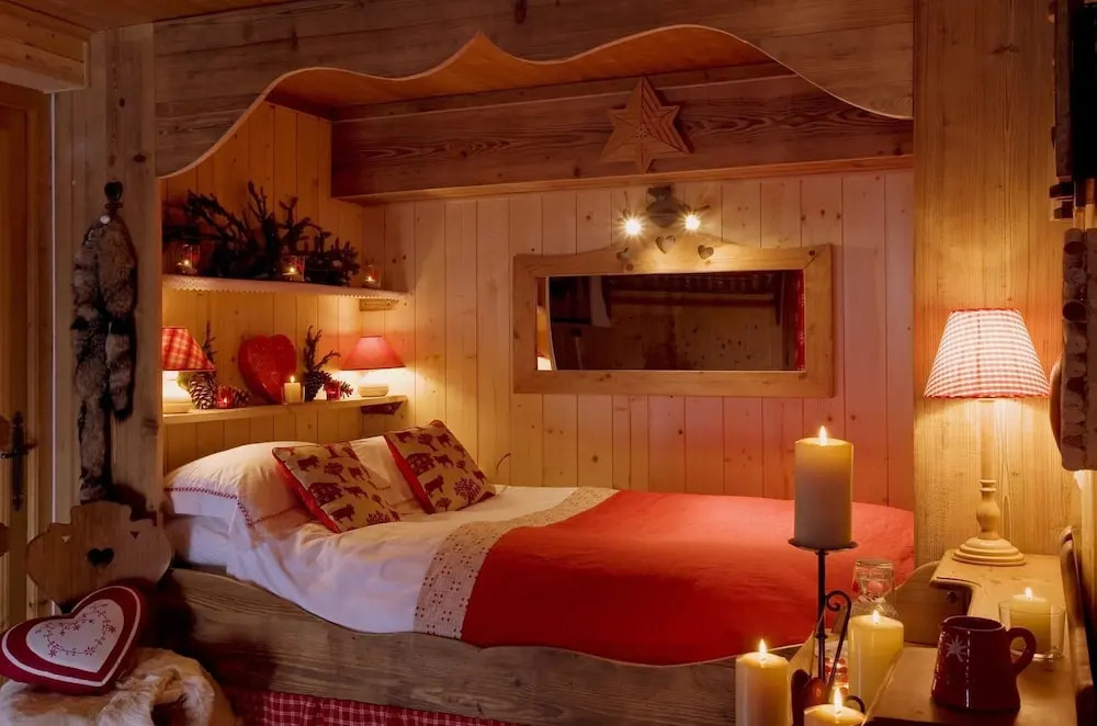 Aravis Holidays 7 Bedroom Chalet