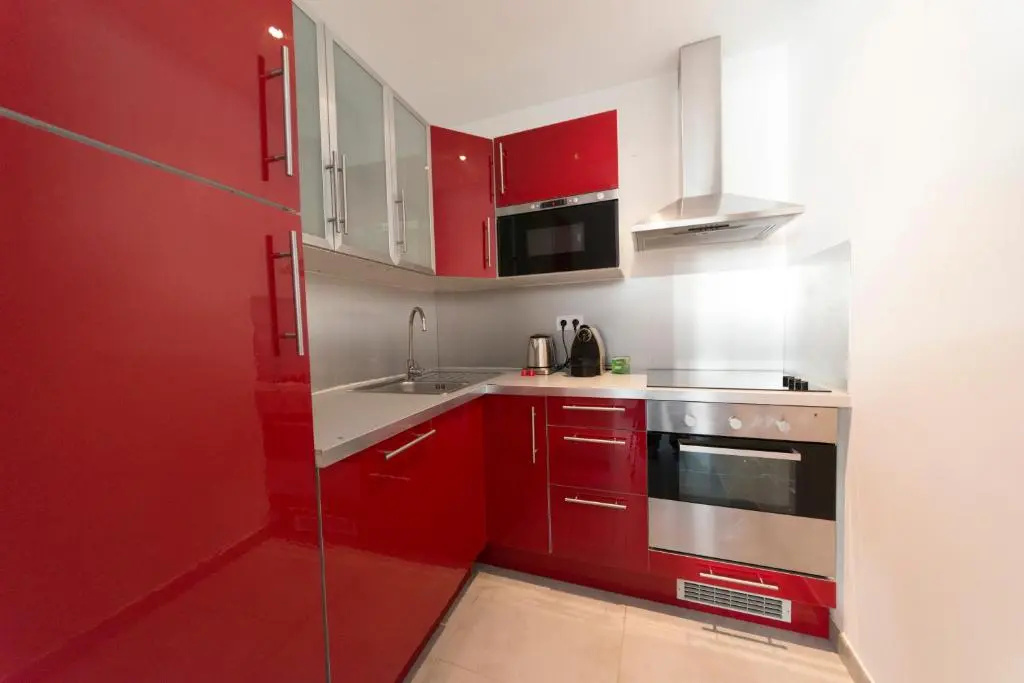 T3 Appartement HYPERCENTRE PROCHE COMMERCE- PARKING - 2 Chambres Wifi Gratuit