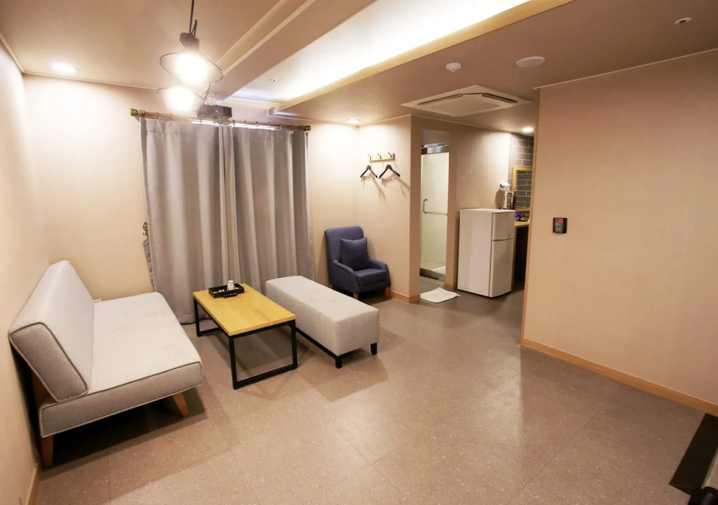 A7 Hotel