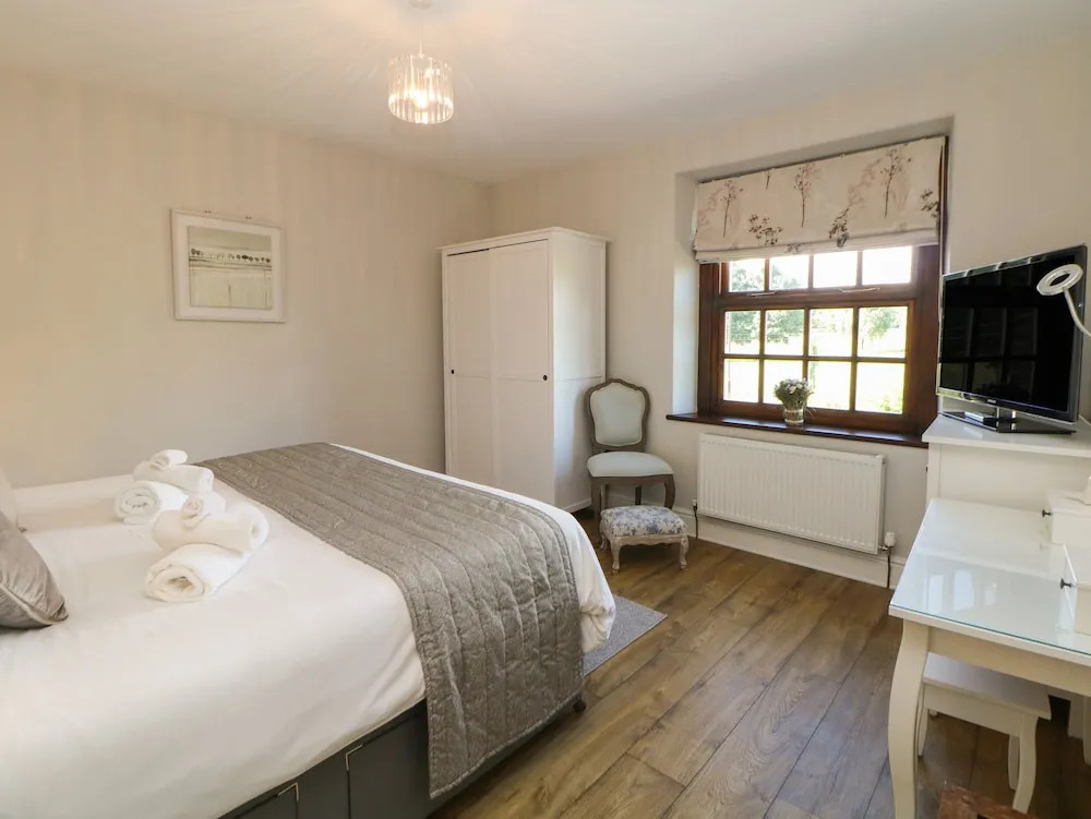 Shenton Cottage