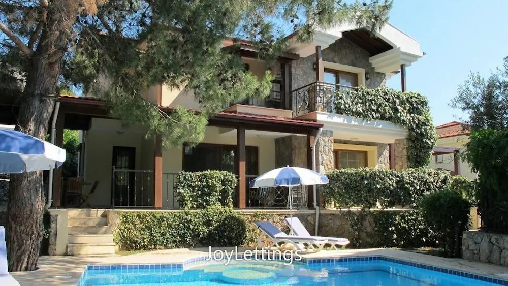 Villa AX03 by JoyLettings