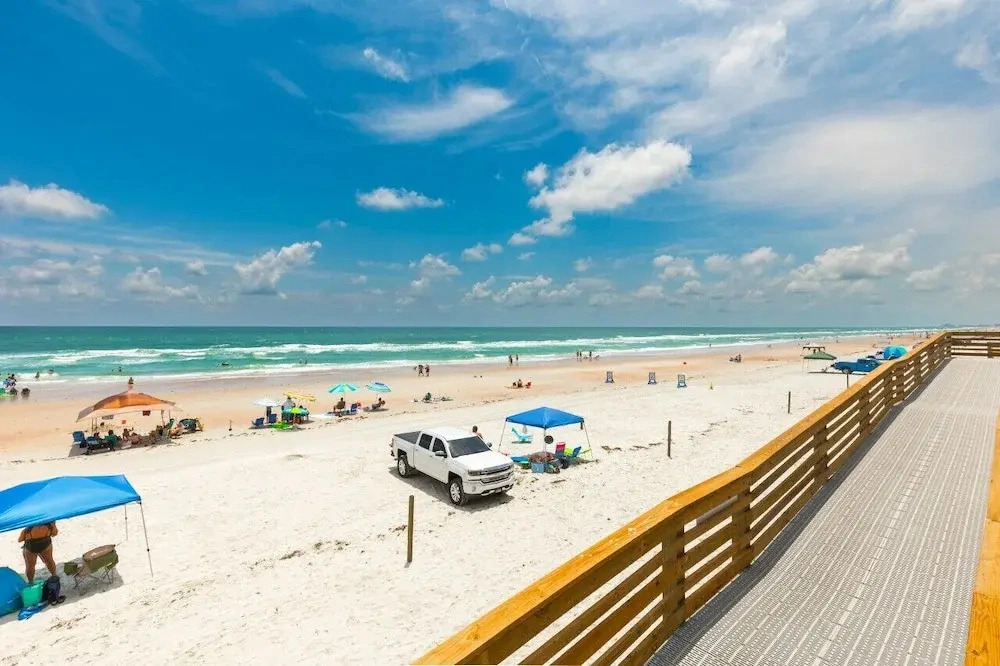 A Wave From it All Oceanfront Pool Condo