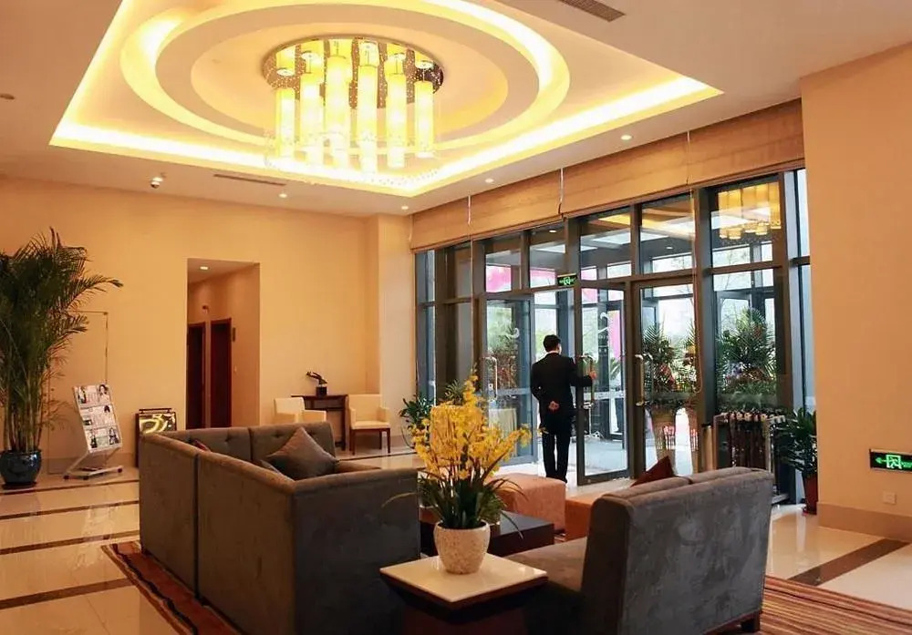 Dongshahu Lingli Business Hotel