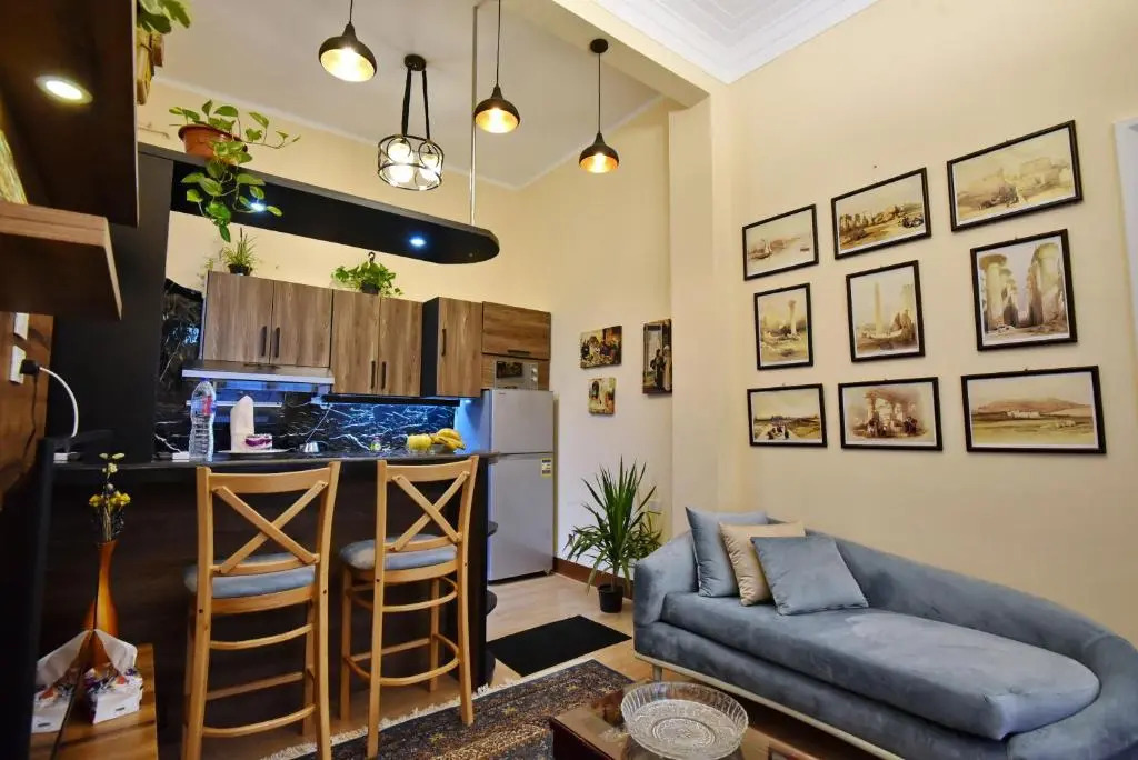 The Place 3 charming downtown apartment