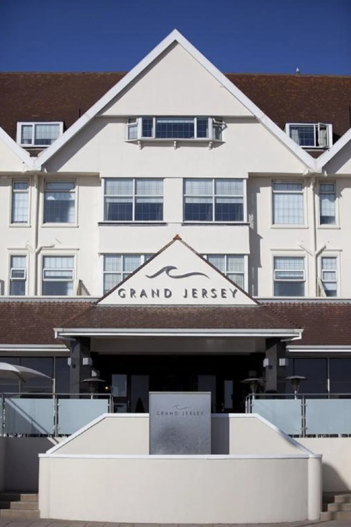Grand Jersey Hotel and Spa