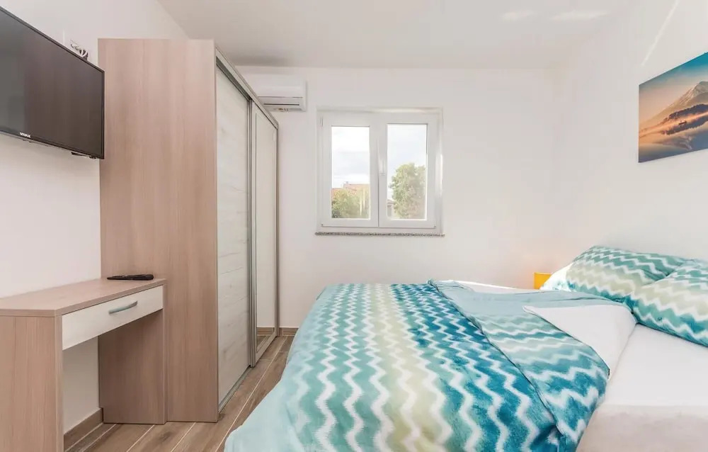Beautiful Apartment in Biograd na Moru With 1 Bedrooms, Wifi and Outdoor Swimming Pool