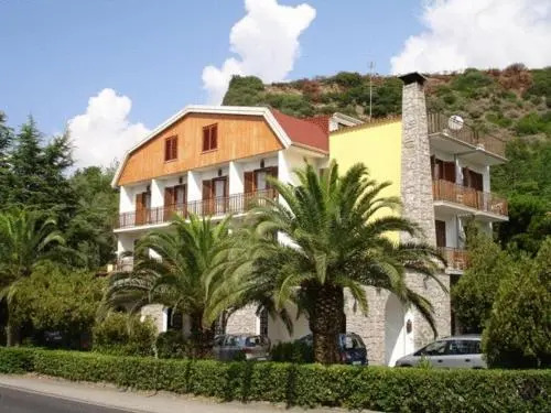 Park Hotel