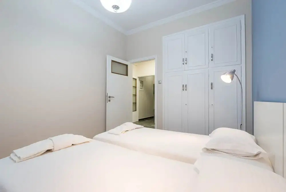 Three Bedrooms Apartment Under Acropolis