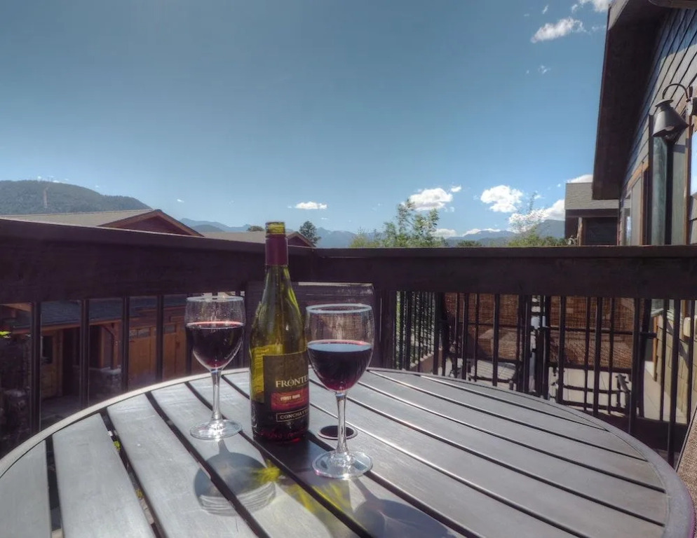 Timber Mountain Retreat - 3 Br Townhouse