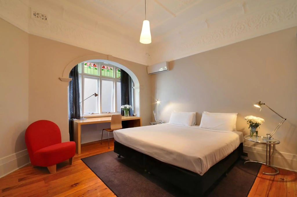 Dive Hotel