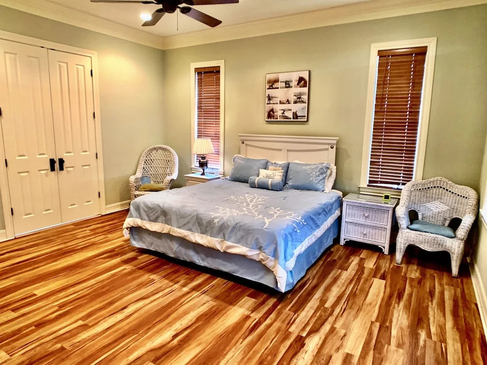 A Little Slice of Paradise - 4 Br Home